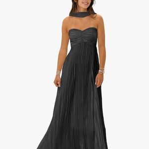 Elegant Black Strapless Evening Gown